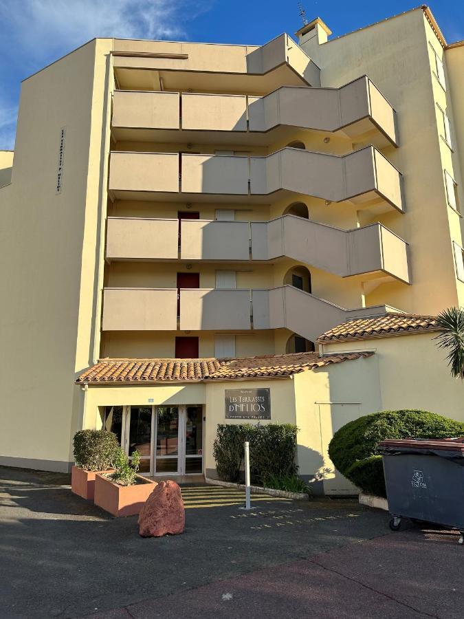 Helios Appartement Agde Buitenkant foto